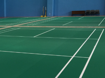  What should be paid attention to during the construction of badminton stadium?